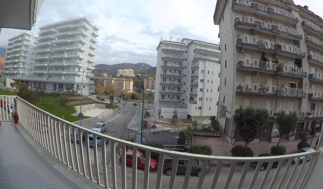 Smart B&B Salerno Luaran gambar